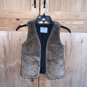 Old Navy faux fur vest size S 6/7
